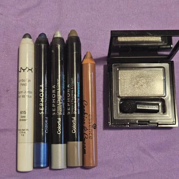 Eye Makeup Bundle - Picture 2 of 2